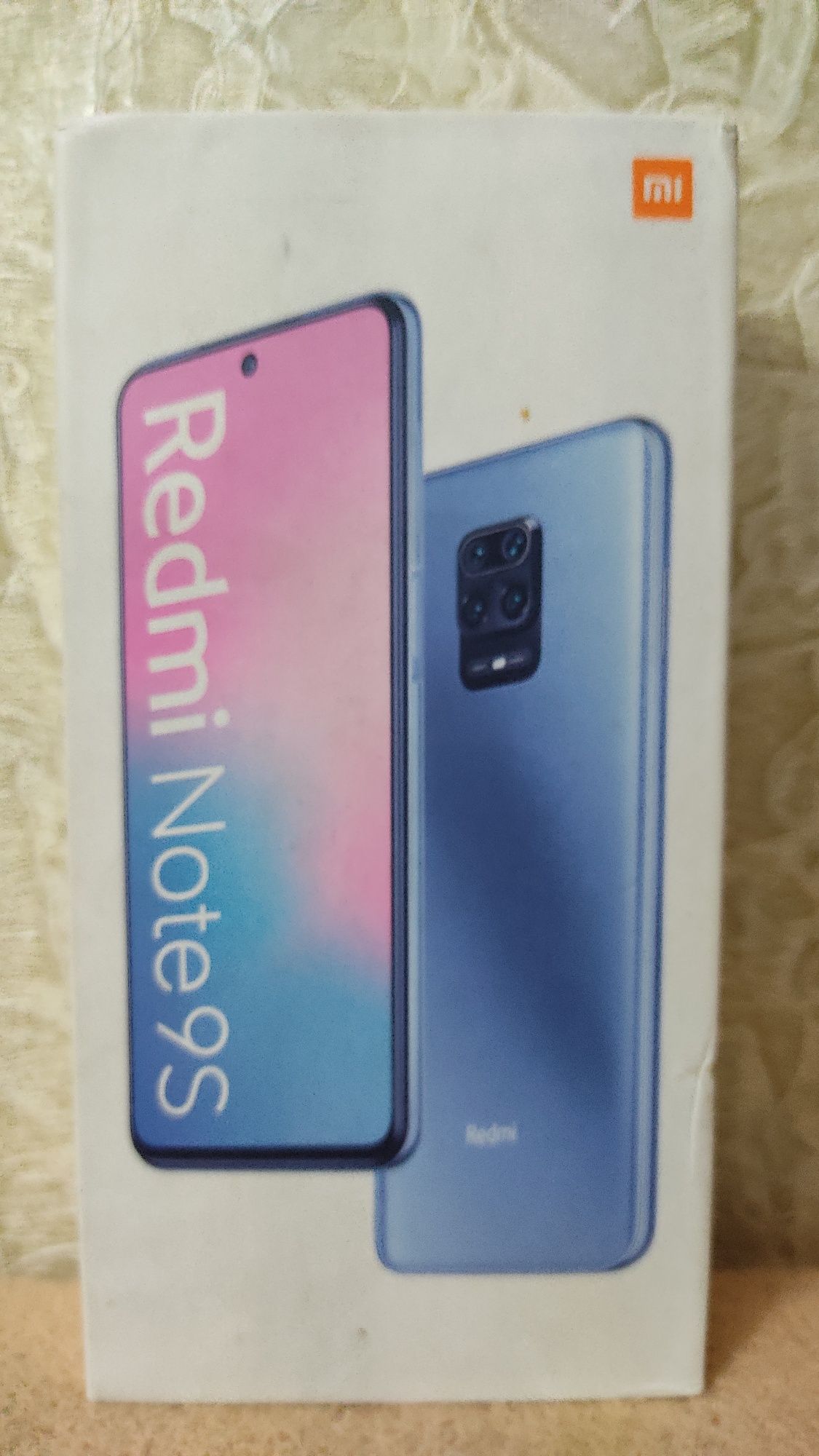 Продам смартфон Redmi Note9S