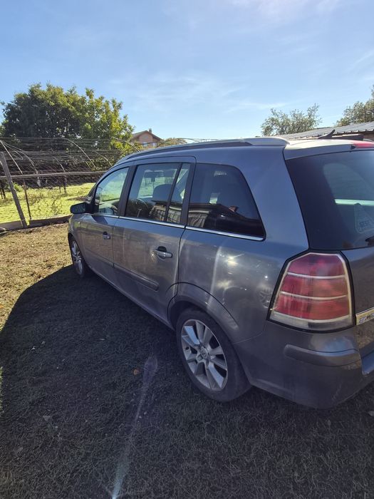 Opel Zafira B 1.9