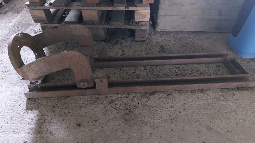 Dispozitiv antifonare Dacia 1300