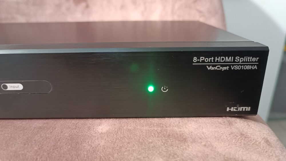 Splitter HDMI ATEN cu 8 porturi VS0108HA