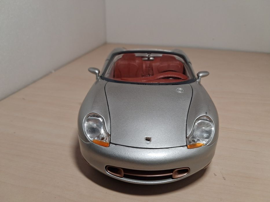 Porsche 1:18 maisto