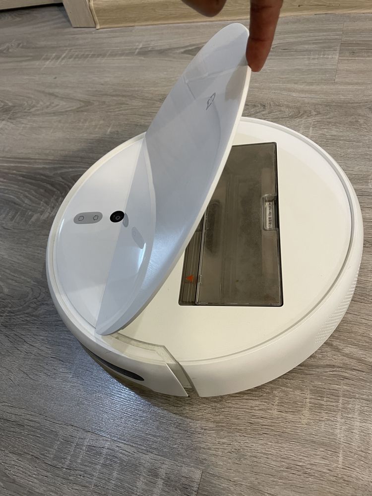 Робот пылесос Mi Vacuum Mop