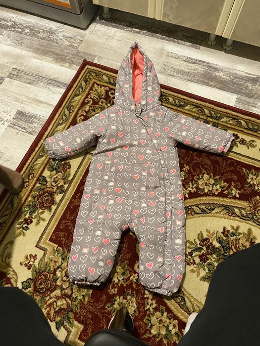 Salopeta bebe fetite