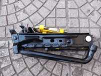 Оригинален крик ключ кука за Ford Focus.Fiesta.canekt.Fusion.C-max.KA.