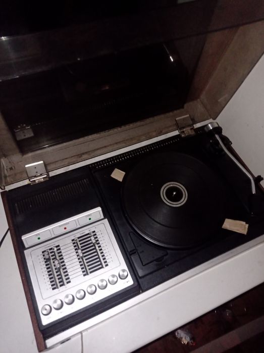 Виниловый проигрыватель - Мелодия 103 М Стерео