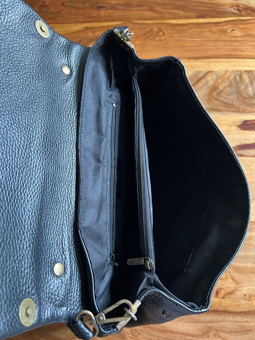 Кожена  черна чанта