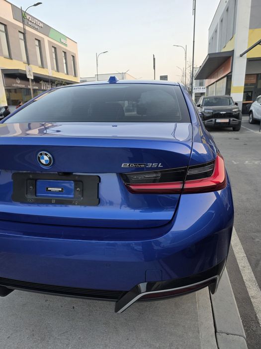 BMW i3 eDrive 35L 2024