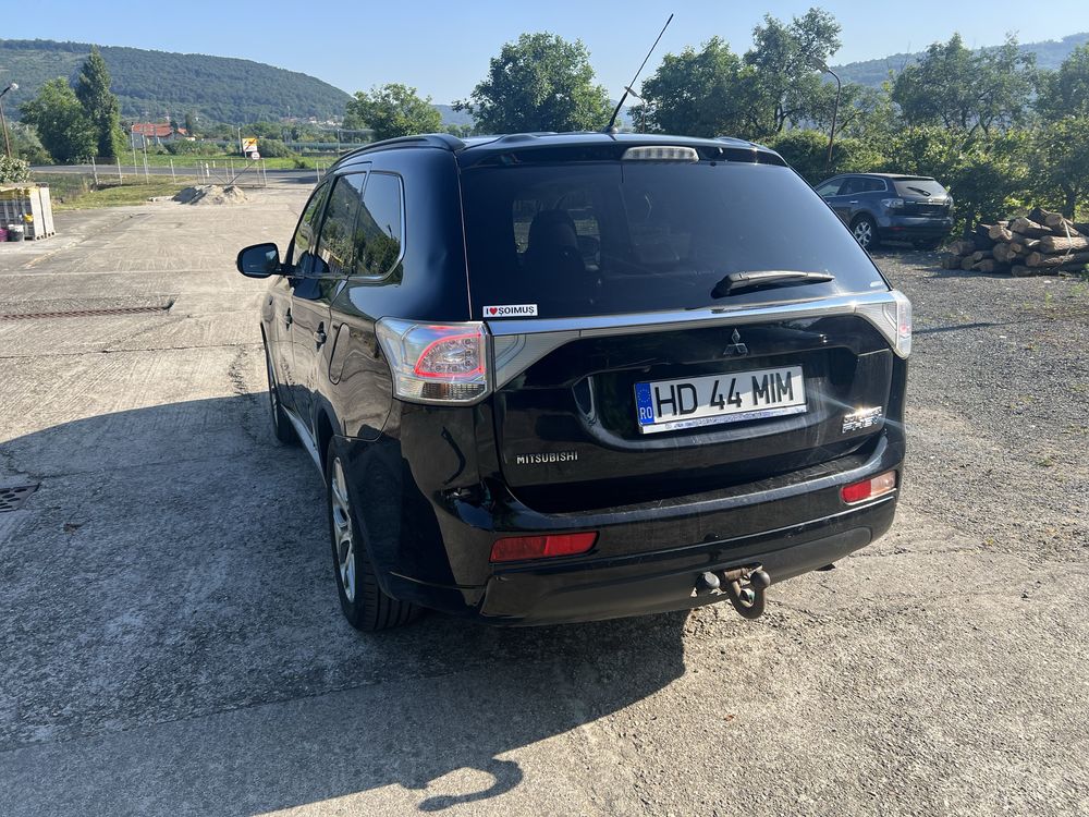 Vand Mitsubishi Outlander , Plug-In Hybrid