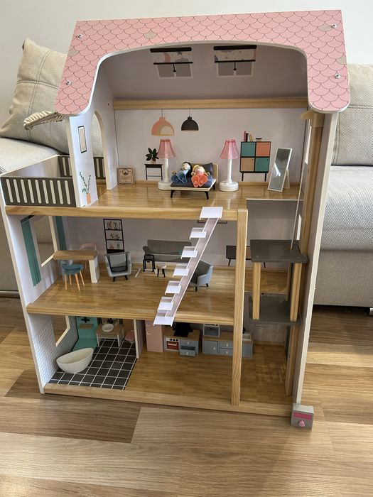 Детска къща за кукли