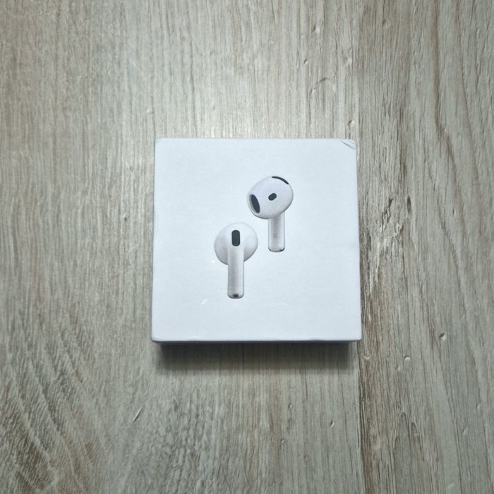 Vând Airpods 4 Anc sigilate