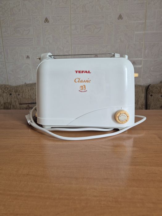 Продам тостер Tefal