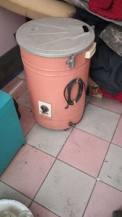 Продам стиральную машинку Алматинка