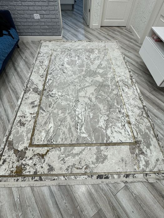 Ковер почти новый, 200*300