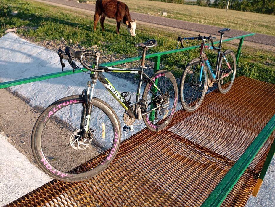 Trinx шоссейный 700с 28