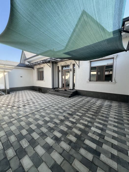 Uchaska hovli Sergeli Honabod 2 sotix