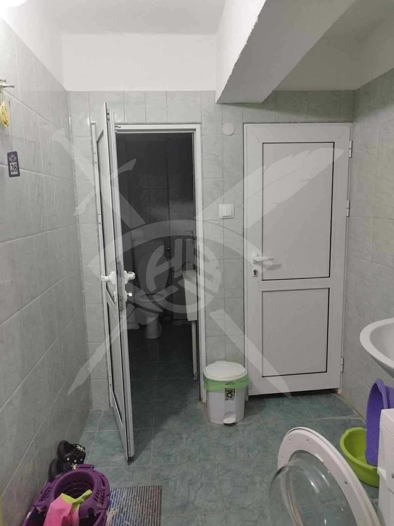 Дава се под наем Едностаен апартамент в Варна, Левски - 18 кв.м за 225 € - Снимка #5
