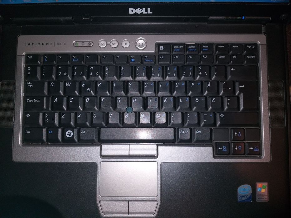 Laptop Dell Latitudine D830, C2D T7300-2.0 Ghz, 4 Gb DDR2, serial port