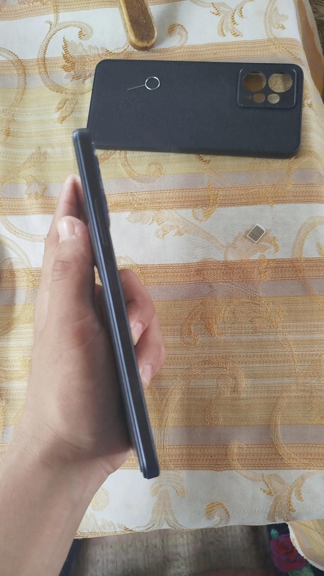 Redmi not 12 6/128 holati ideal  Abmen bor x yoki xsga holati chotki b