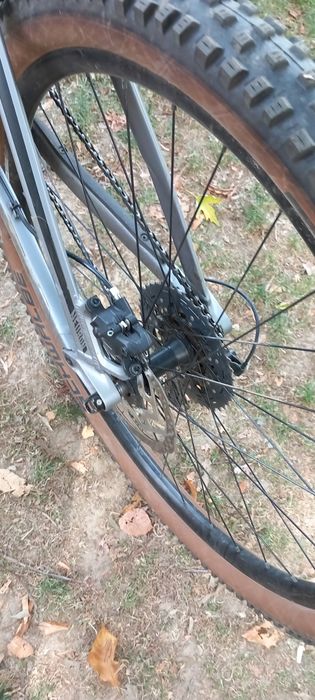 Canyon neuron full-suspension