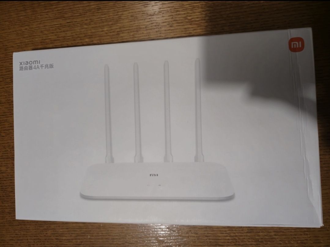 Wi-Fi роутер Xiaomi Mi Wi-Fi Router 4A Gigabit Edition