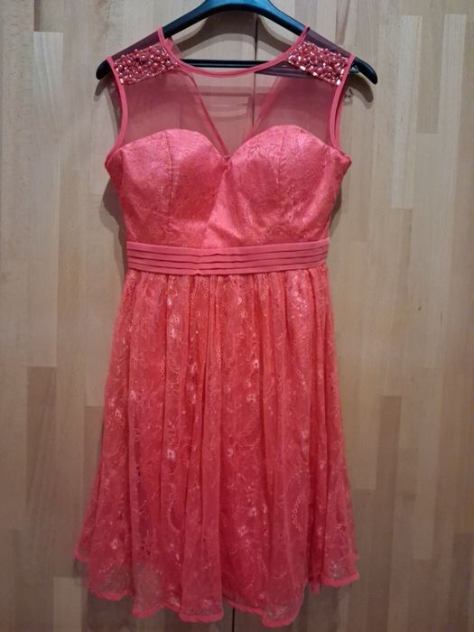 Официална рокля NEW LOOK, с камъни,размер 10/38 М,