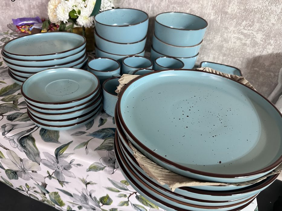 Прлдам набор посуды