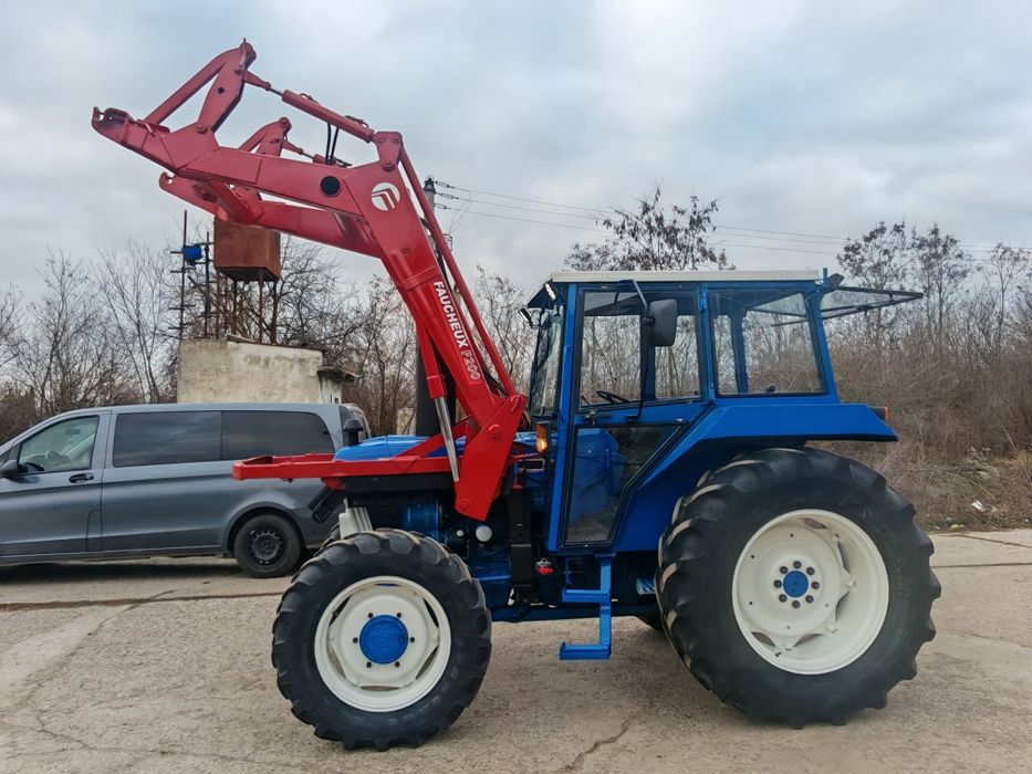 Tractor Ford 4610 cu încărcător frontal faucheux