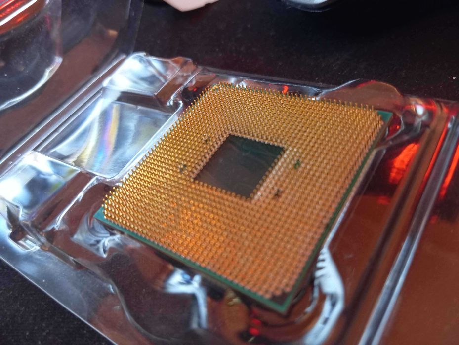 Procesor Ryzen 3200g placa video integrata/ cooler amd