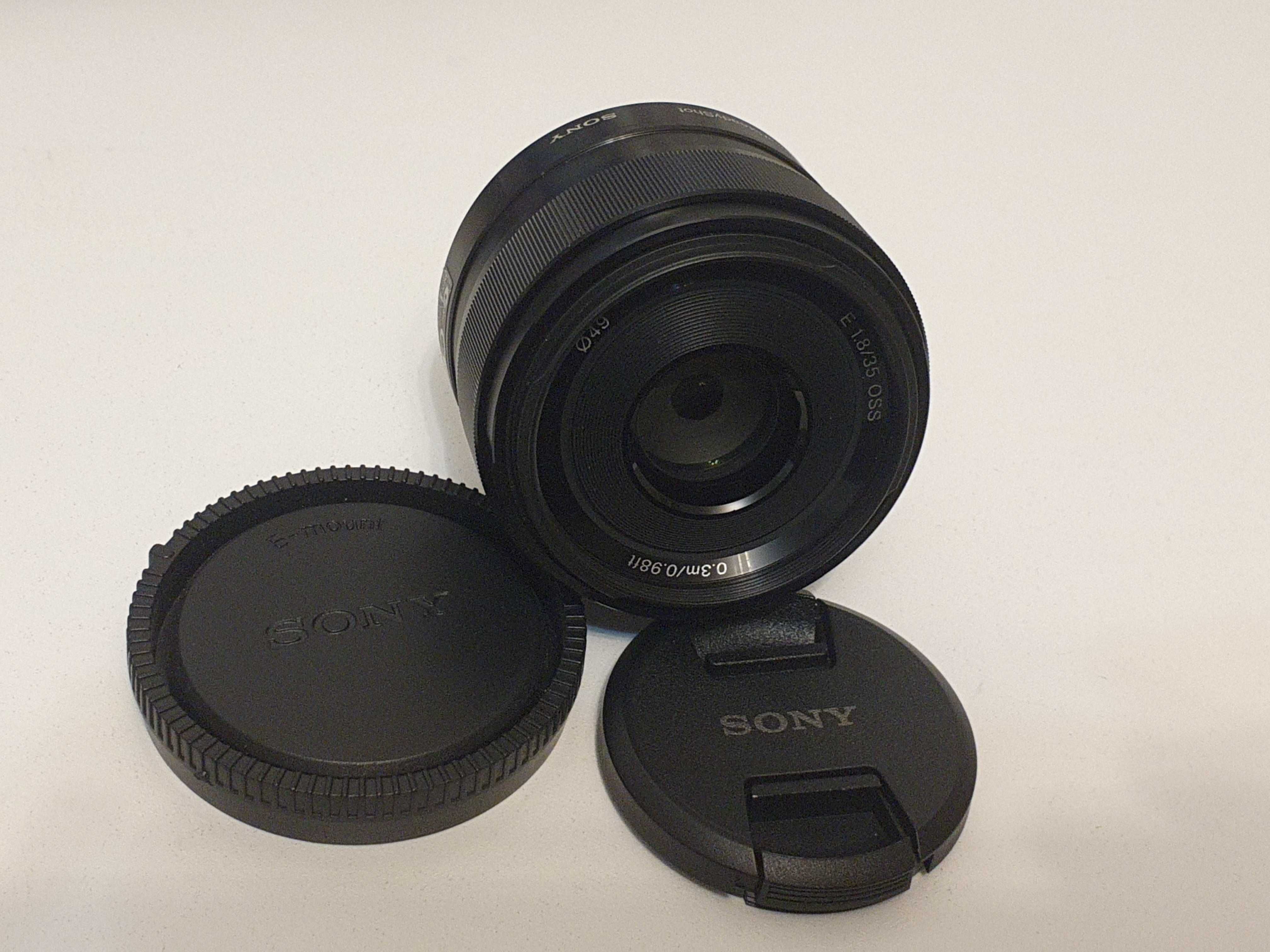 Объектив Sony E 35mm f/1.8 OSS (SEL35F18)