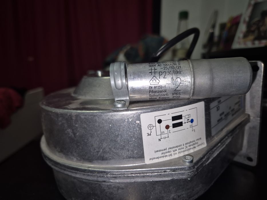 Ventilator/suflantă