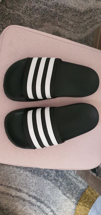 Incaltaminte Adidas mărimea 29