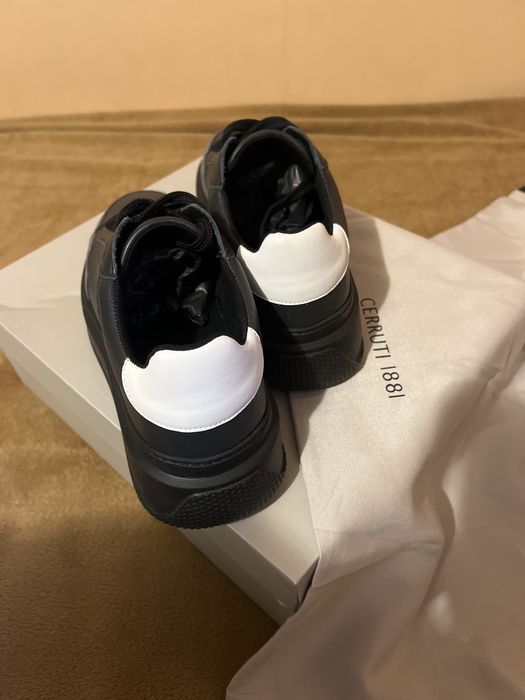 Cerruti 1881 sneakers
