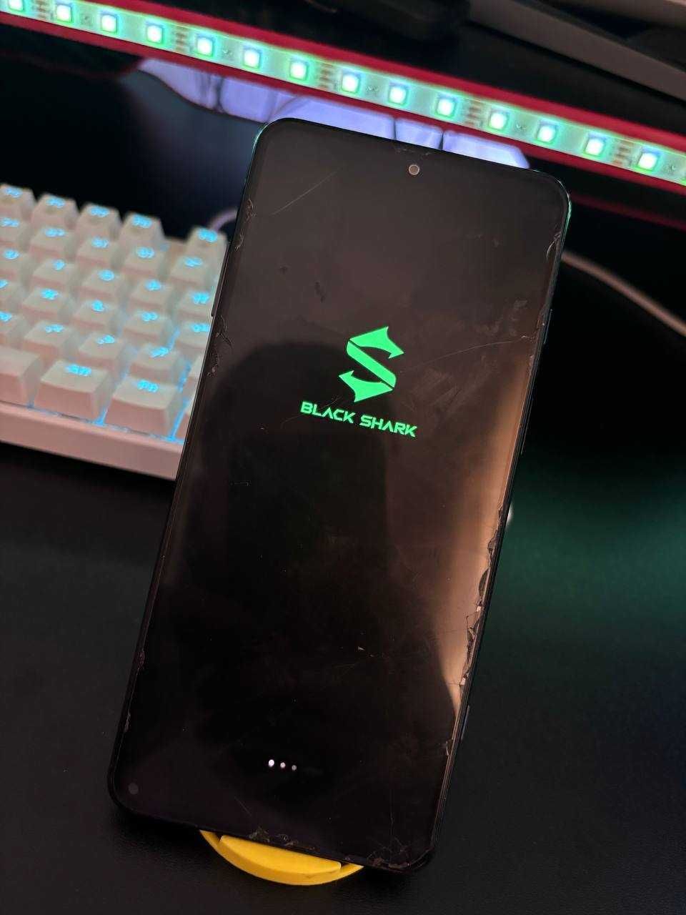 Black Shark 5 c коробкой чехлом и оригинал блок