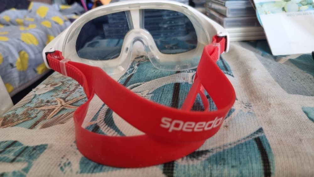 Плувни очила Speedo