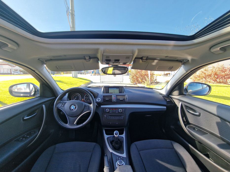 BMW 116D -Acum si in Rate-XENON-Trapa-Navigatie-Climatronic-Grantie