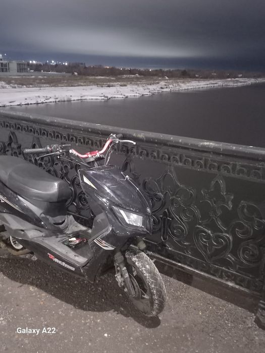 Продам мопед м8 идиал