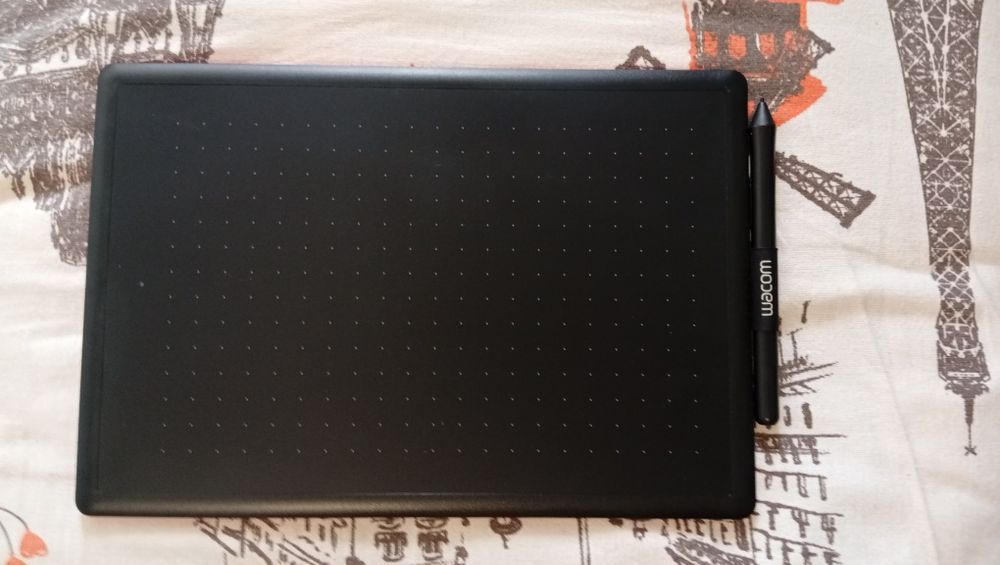 Графический планшет Wacom One M