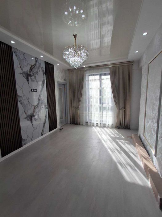 Продаётся люкс 2х комнатная новостройка на 4-этаж Согдиана Мед колледж