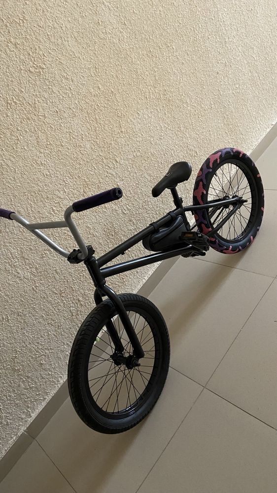 Продам трюковой велосипед bmx