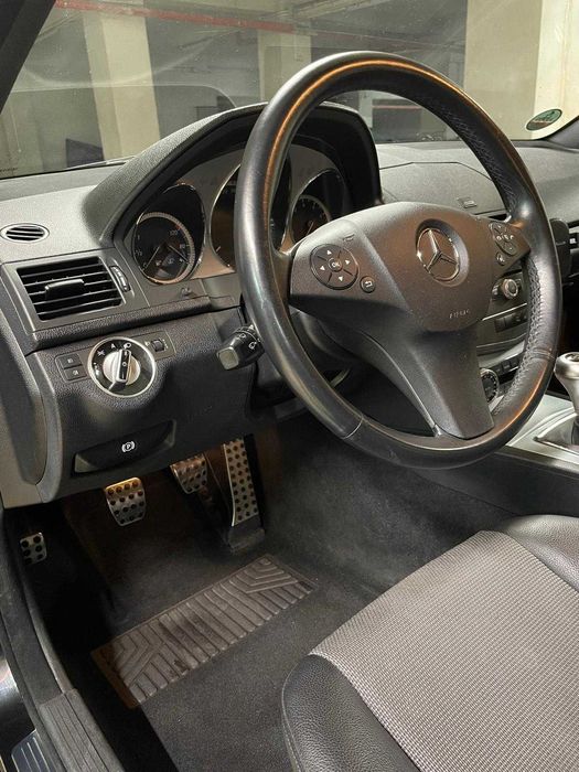 Mercedes-Benz C180 AMG Line