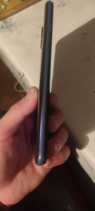 Продается телефон редми нот 9 срочно сотилади