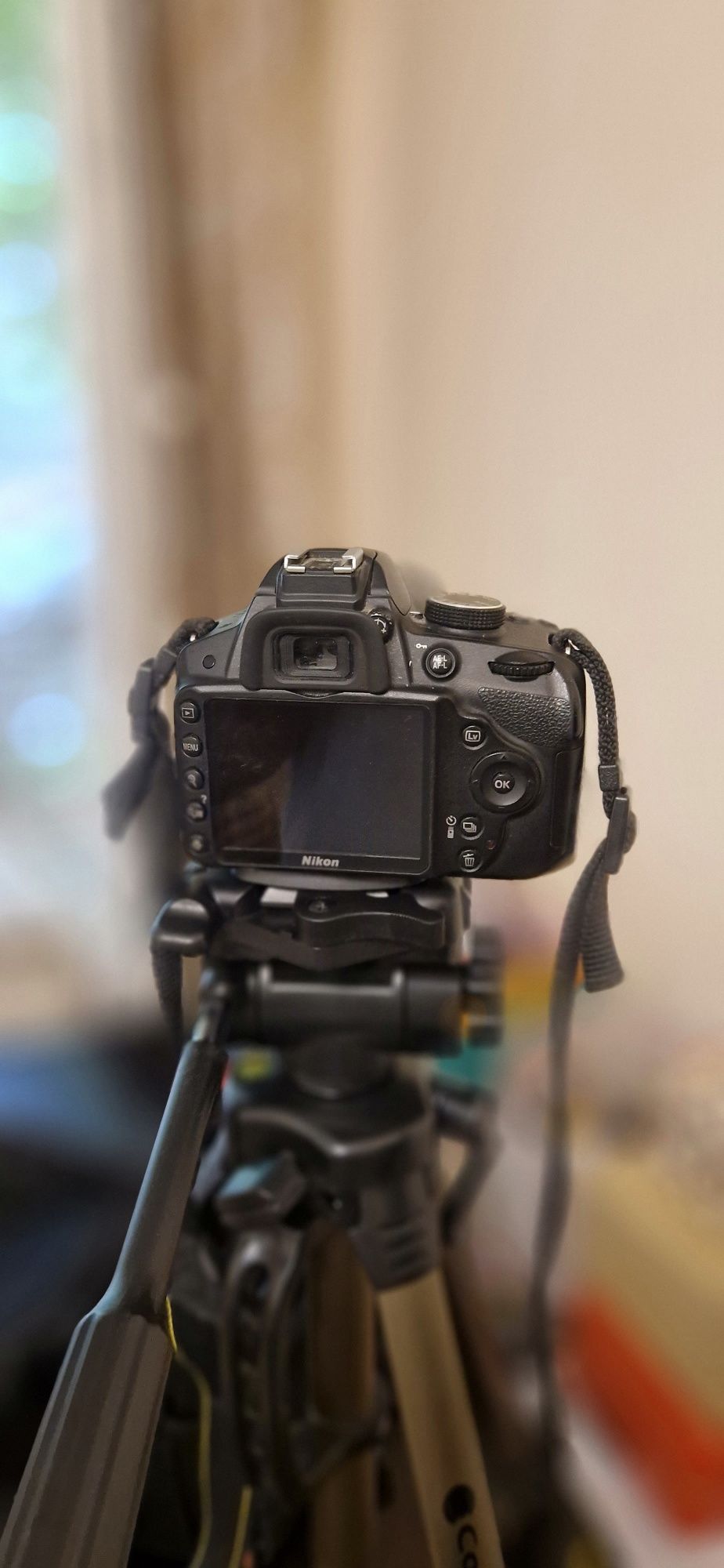 Nikon D3200, kit 18-105 mm lens, сумка, штатив, флешка, комплект.