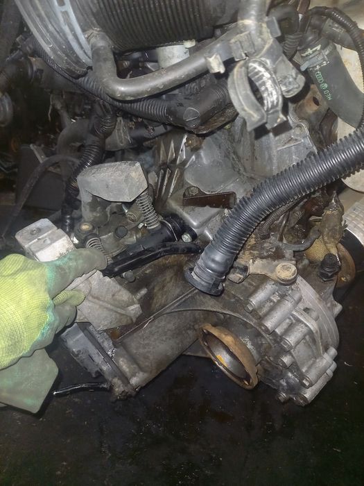 Кпп на Фольксваген Гольф 4 2.3л