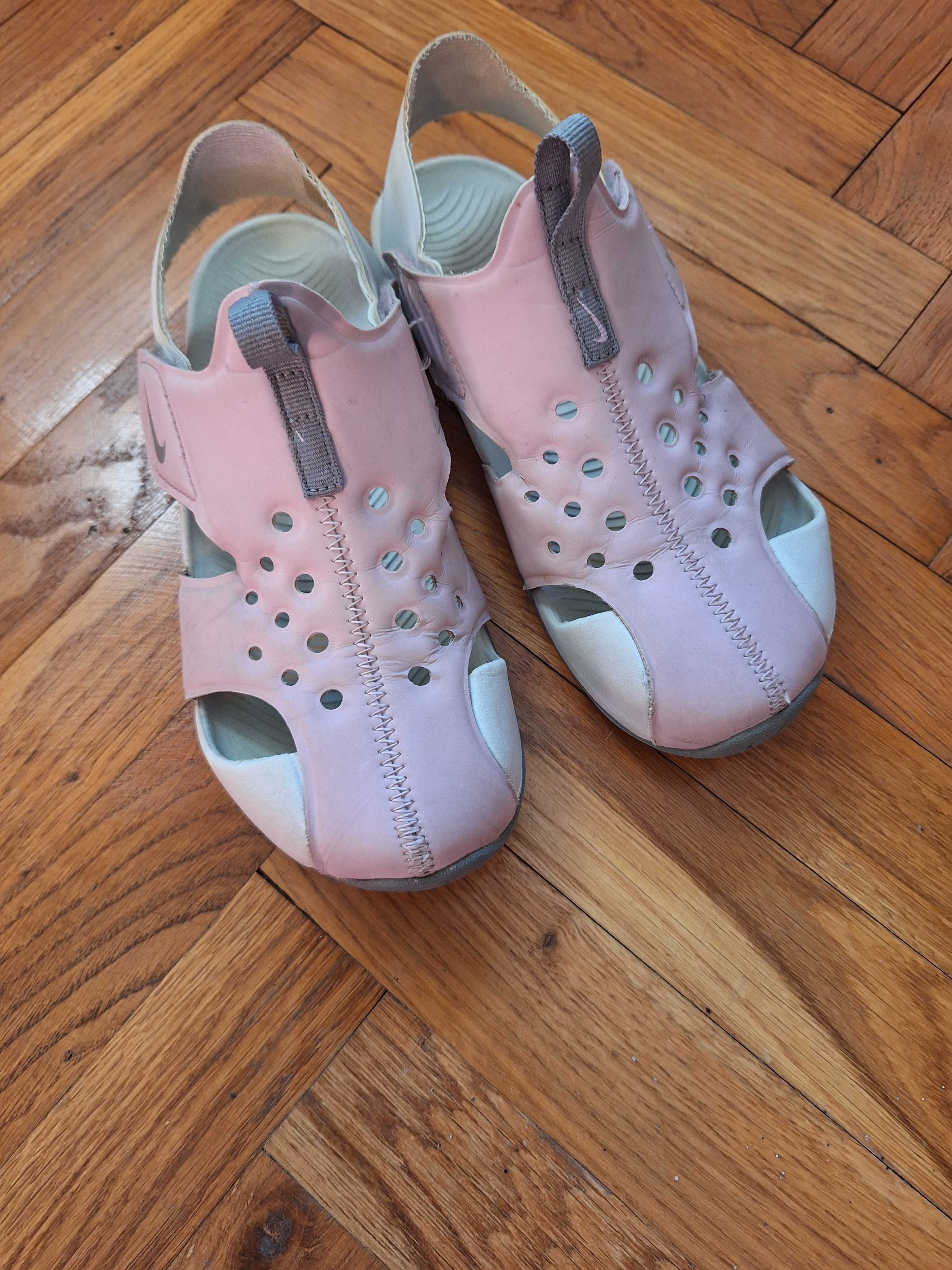 Сандали Nike 33 ном.