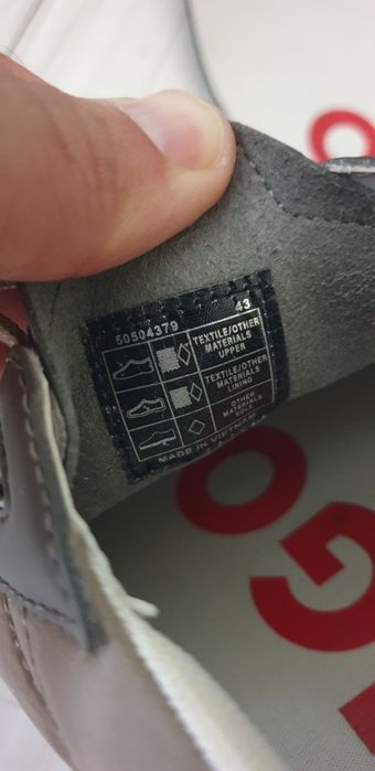 Hugo Boss  43/27.5 - 28см  НОВО! ОРИГИНАЛ! Мъжки Спортно - елегантни!