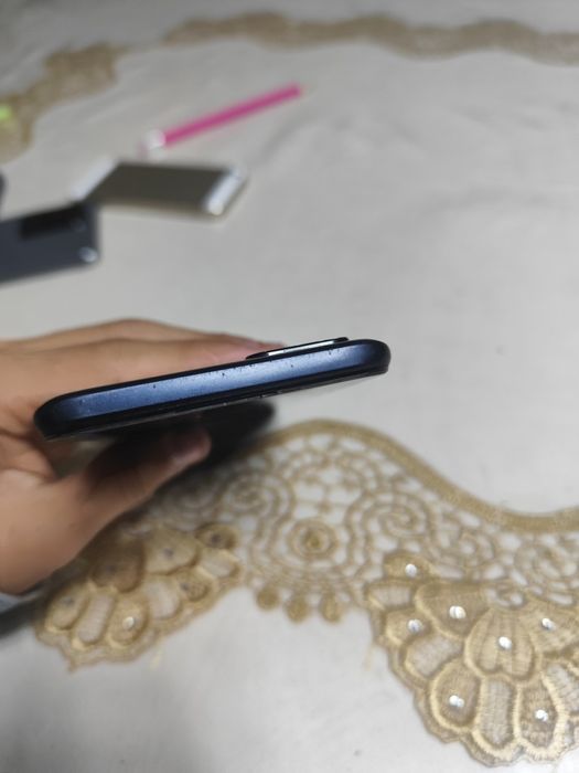 Oppo A54 прадаётся