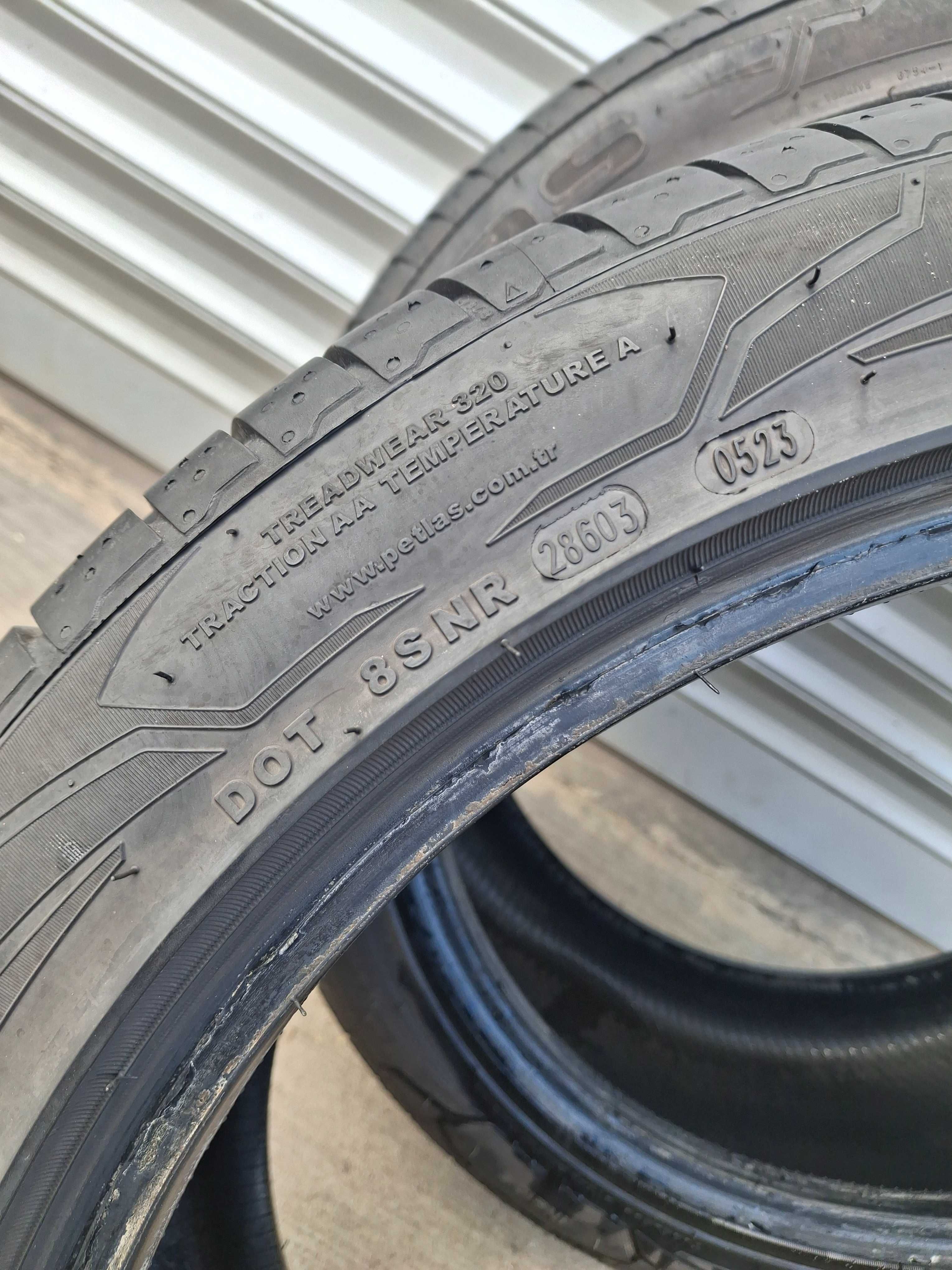 2бр. летни гуми 255/40/19 Petlas DOT 0523 като нови