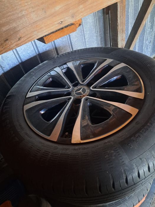 Vând Jante Mercedes