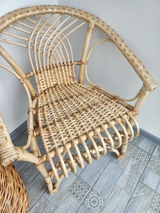 Продам кресло плетёное