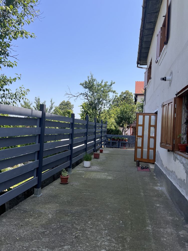 Vând casă în zona Chizid-mun. Hunedoara